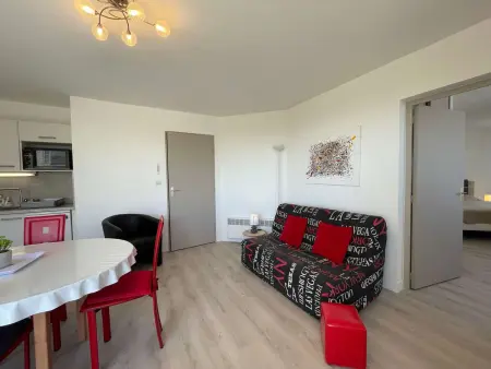 Appartement lumineux, piscine chauffée, parking privatif - Photo 4