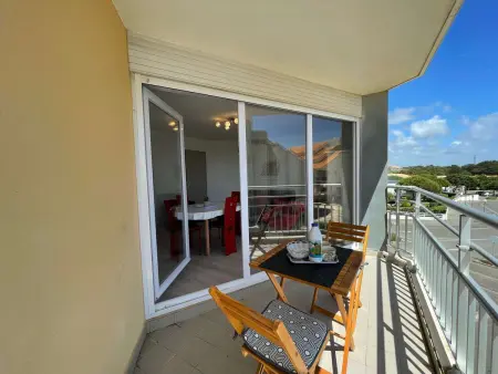 Appartement lumineux, piscine chauffée, parking privatif - Photo 8