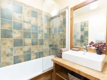 Appartement central à Saint-Lary avec piscine, sauna et parking sécurisé - Photo 6