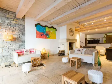 Appartement central à Saint-Lary avec piscine, sauna et parking sécurisé - Photo 9