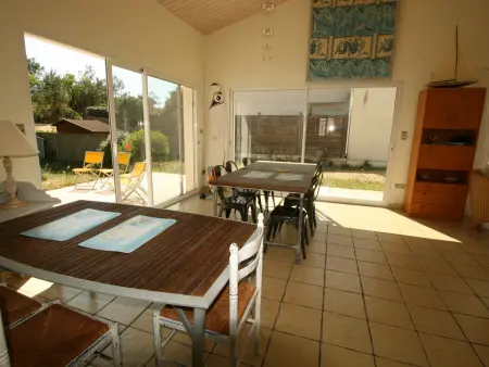 Maison avec Jardin à 150m de la Plage, 2 Chambres, Wi-Fi, Parking, Animaux Acceptés - Photo 12
