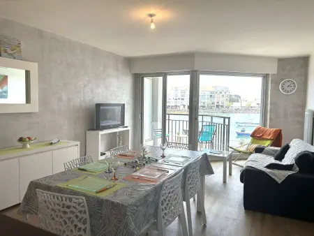 Spacieux appartement centre-ville, 5 couchages, proche plage - Photo 2