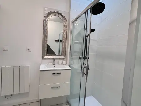 Maison rénovée 4 ch. avec jardin, à 700m de la plage et proches commerces - St Brevin Les Pins - Photo 9