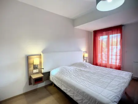 Bel F2 climatisé, terrasse, parking, à 50m des Thermes de Lamalou-les-Bains, animaux acceptés - Photo 6
