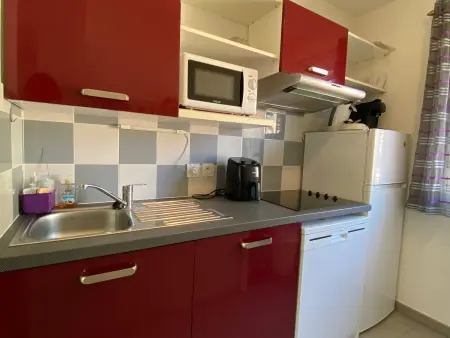 Villa Idéale avec Piscine Chauffée à 1500m des Plages, 3 Chambres et Parking, Argelès-sur-Mer - Photo 5