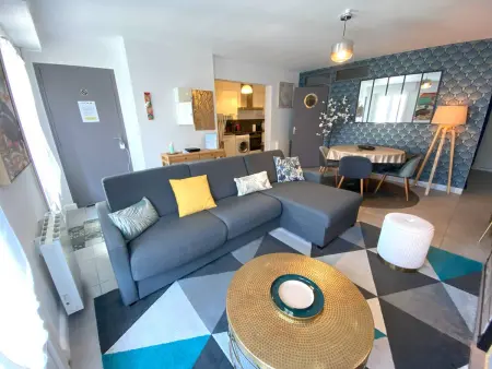 Bel appartement rénové avec WIFI à 200m de la plage de Trégastel - Photo 3