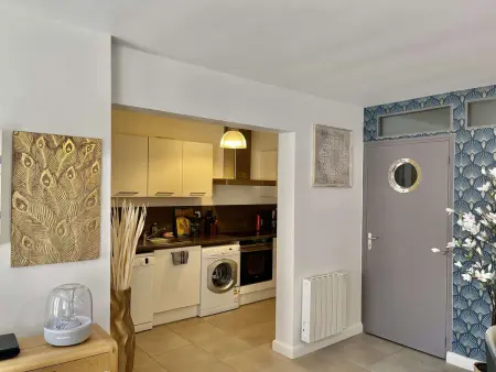 Bel appartement rénové avec WIFI à 200m de la plage de Trégastel - Photo 6
