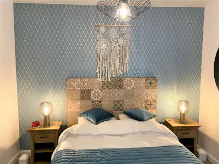 Bel appartement rénové avec WIFI à 200m de la plage de Trégastel - Photo 7