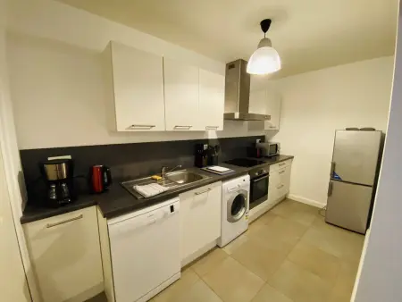 Bel appartement rénové avec WIFI à 200m de la plage de Trégastel - Photo 8