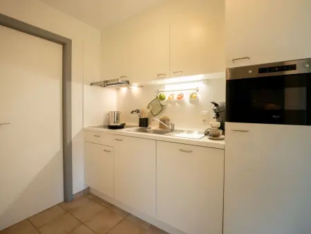 Giuliott with parking and shared pool, Appartement 4 personnes à De Haan - Photo 2