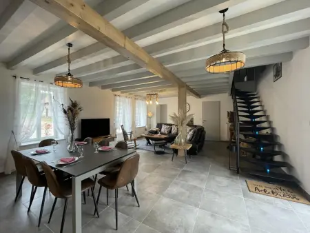 Séjour détente avec piscine privée et activités à Haut-Bocage - Photo 2