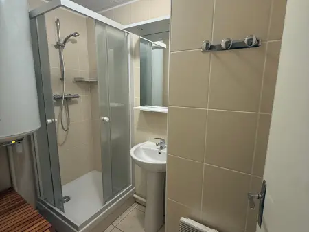 3 pièces au pied des pistes avec balcon, 2 chambres - Photo 7