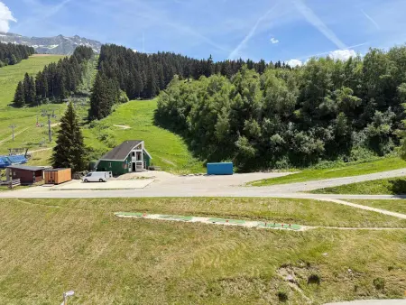2 pièces cabine au pied des pistes - Vue sur pistes - Photo 11