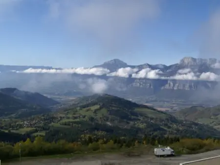 2 pièces cabine 5 pers. au pied des pistes, vue vallée, balcon - Photo 8