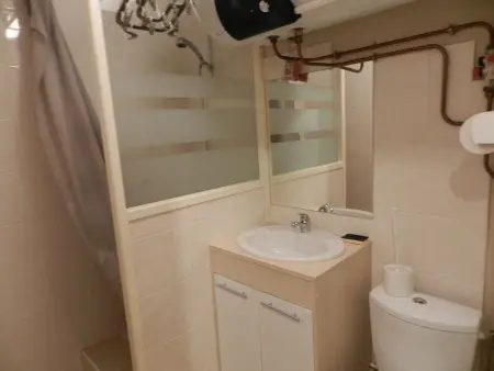 Location 7 Laux - 5 pers, 24m², 400m pistes, balcon, ski aux pieds, parking gratuit - Photo 6