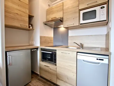Agréable studio-cabine 4/5 pers., vue sud, Appartement 5 personnes à Chamrousse - Photo 9