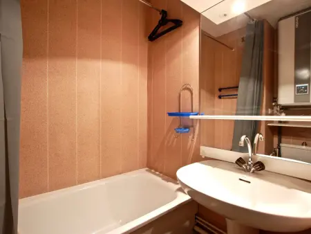 Studio cabine Sud-Ouest 4/6 pers près pistes à Chamrousse - Photo 6