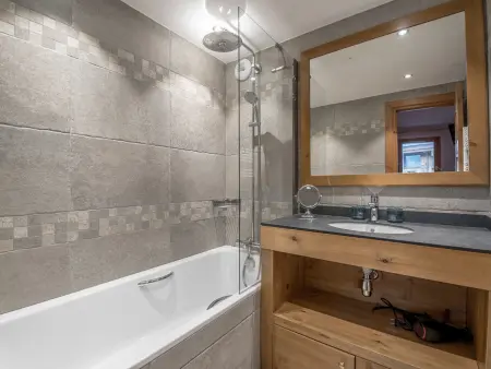 Charmant Duplex 4* aux Pieds des Pistes avec Cheminée et Services de Conciergerie - Photo 4