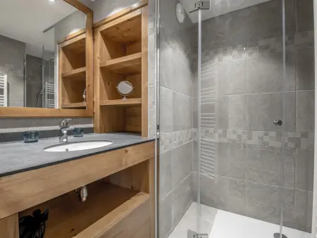 Charmant Duplex 4* aux Pieds des Pistes avec Cheminée et Services de Conciergerie - Photo 6