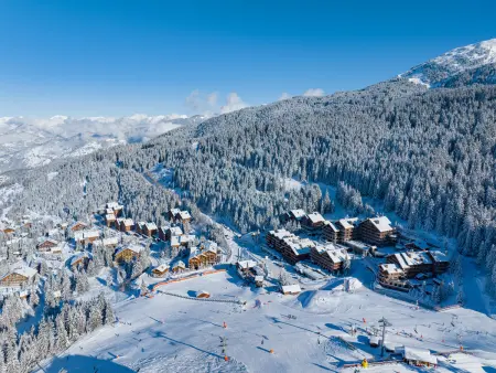 Charmant Duplex 4* aux Pieds des Pistes avec Cheminée et Services de Conciergerie - Photo 9