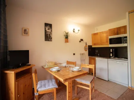 Studio cosy avec terrasse, accès direct pistes, animaux acceptés, parking en option - Photo 2