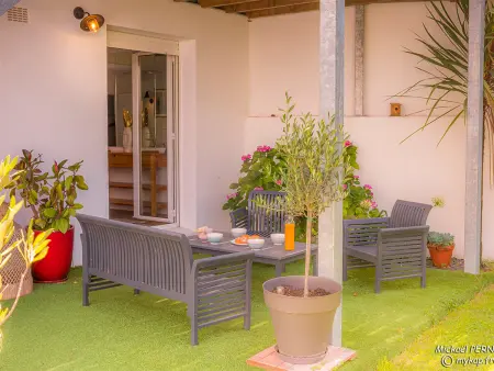 Appartement 2 pièces en rez-de-jardin à 300m des plages et commerces - Larmor-Plage - Photo 1