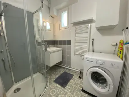 Appartement 2 pièces en rez-de-jardin à 300m des plages et commerces - Larmor-Plage - Photo 8