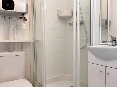 Studio avec terrasse, parking privé proche mer, Appartement 3 personnes à Bormes les Mimosas - Photo 6