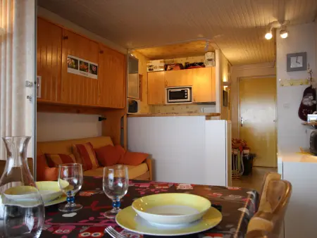 Studio cosy pour 4 pers. avec vue sur la vallée à Chamrousse - Photo 4