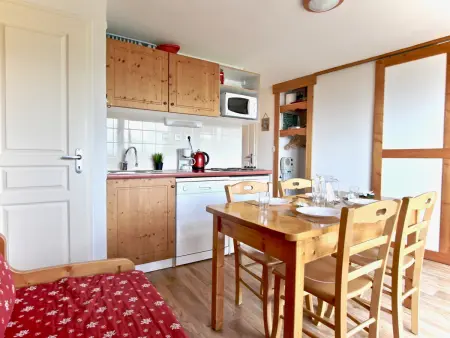 Bel appartement 3* plein sud à Chamrousse, avec terrasse et animaux acceptés - Photo 3