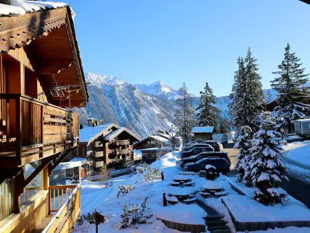 Courchevel 1850 : Élégant Duplex avec Cheminée et WiFi - Photo 11