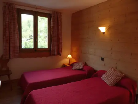 Appartement 2 chambres centre village proche pistes avec Wifi - Photo 4