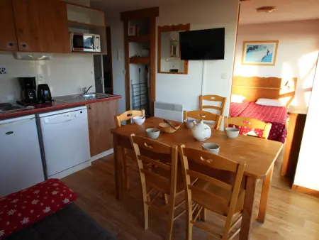 Appartement tout confort, proche des pistes et ESF - Photo 2