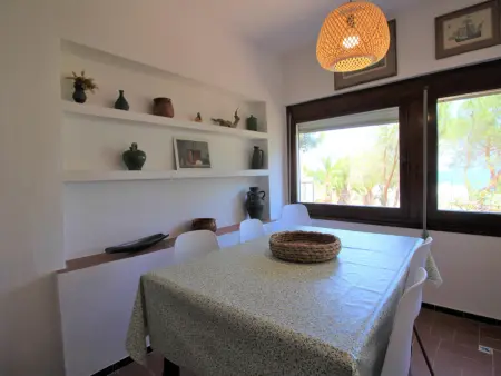 Grand appartement à Llançà avec terrasse et garage, à 50m de la mer - Photo 10