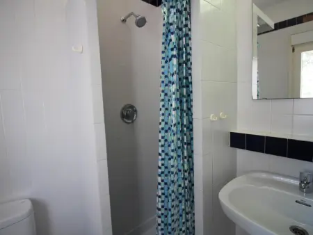 Grand appartement à Llançà avec terrasse et garage, à 50m de la mer - Photo 30