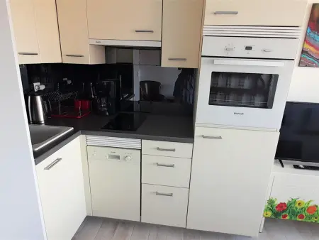 Studio climatisé 2 pers avec accès piscine, parking et équipements modernes, Agde - Photo 6