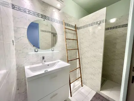 Studio Confortable avec Véranda Proche Centre Ajaccio, 2 Couchages, Parking Facile, Tout Inclus - Photo 8