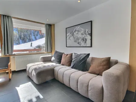 Appartement rénové avec terrasse et accès direct aux pistes - Photo 3