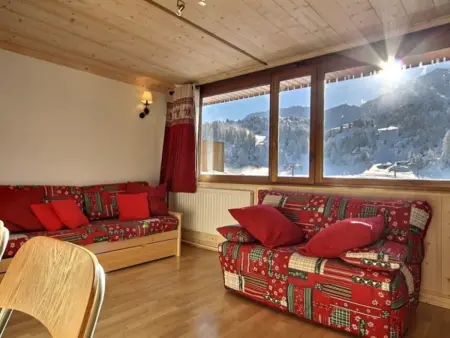 Studio rénové sud avec balcon, 3/4 pers., au pied des pistes - Photo 3