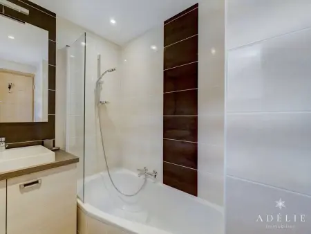 Charmant 3 pièces aux pieds des pistes avec balcon, parking et WiFi - Photo 6