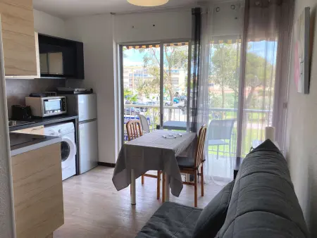 Appartement T1 à Balaruc-les-Bains avec WIFI - Équipement complet, idéal pour 2 personnes - Photo 6