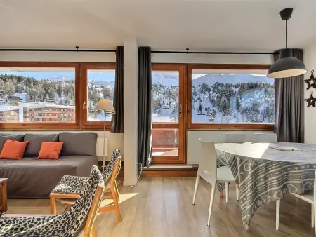 Appartement rénové 3/4 pièces, grand balcon, 8 personnes, accès pistes - Photo 2