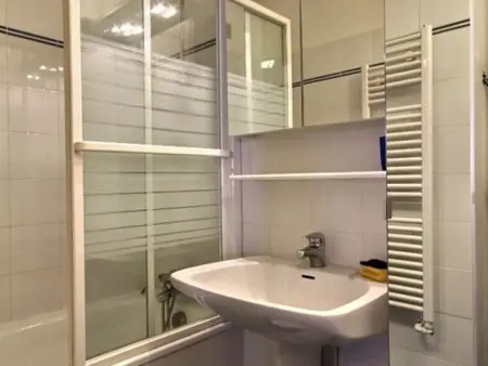 Appartement rénové 3/4 pièces, grand balcon, 8 personnes, accès pistes - Photo 7