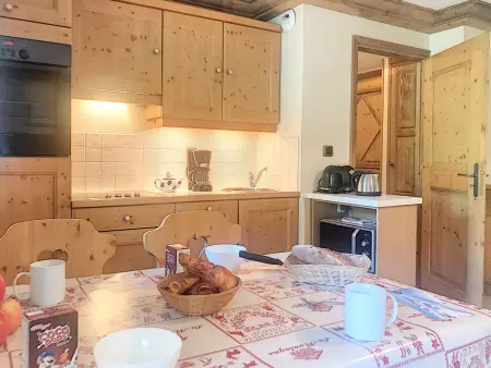 Appartement cosy au pied des pistes avec balcon et parking - Photo 6
