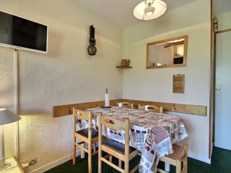 Studio-cabine pour 4 au pied des pistes, vue balcon - Photo 3