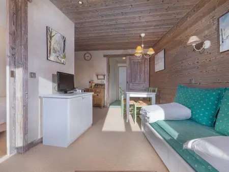 Appartement de charme rénové 2 pièces, balcon, WiFi - Photo 2