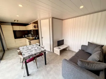 Chalet cosy 4 pers - Piscine chauffée - Proche plage et commerces - Terrasse et jardin privés - Photo 1