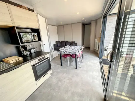 Chalet cosy 4 pers - Piscine chauffée - Proche plage et commerces - Terrasse et jardin privés - Photo 6