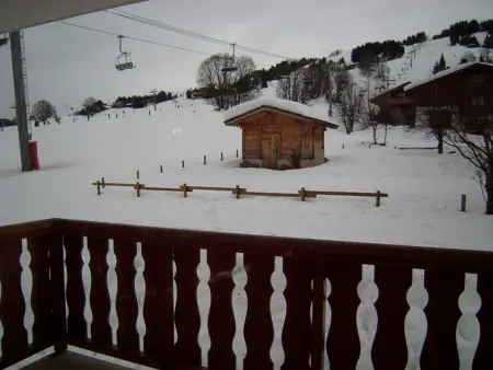 Appartement 3 pièces, 4 pers, skis aux pieds, balcon, parking, proche village - Photo 7