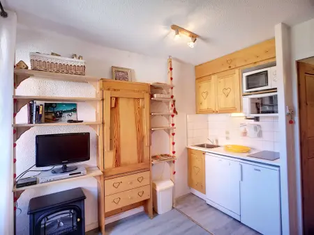 Studio cabine 4 pers, ski aux pieds, Les Menuires - Photo 2